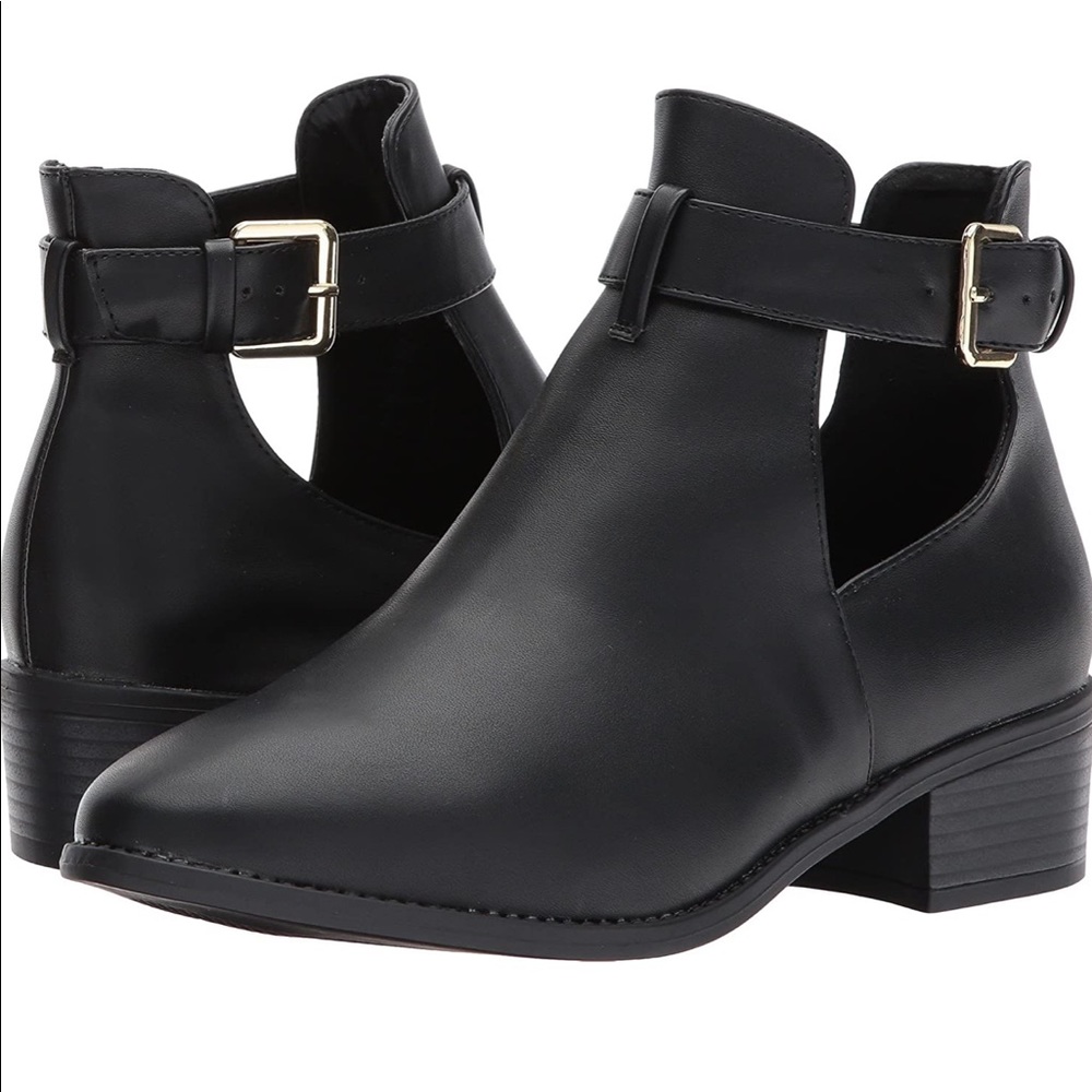 Steve Madden black leather booties